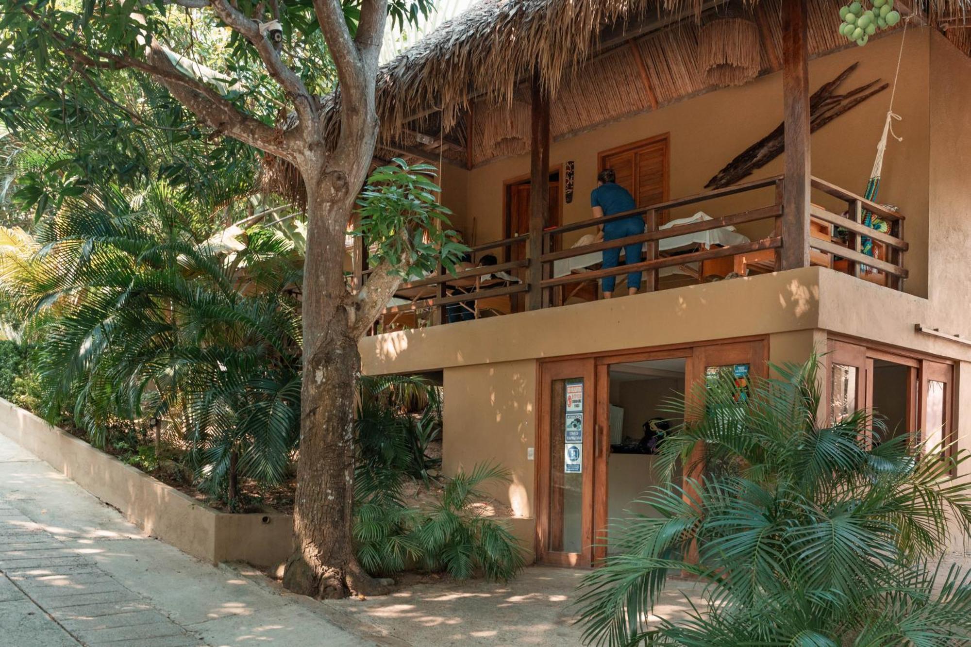 Hotel Isabella Tayrona ロス・ナランホス エクステリア 写真